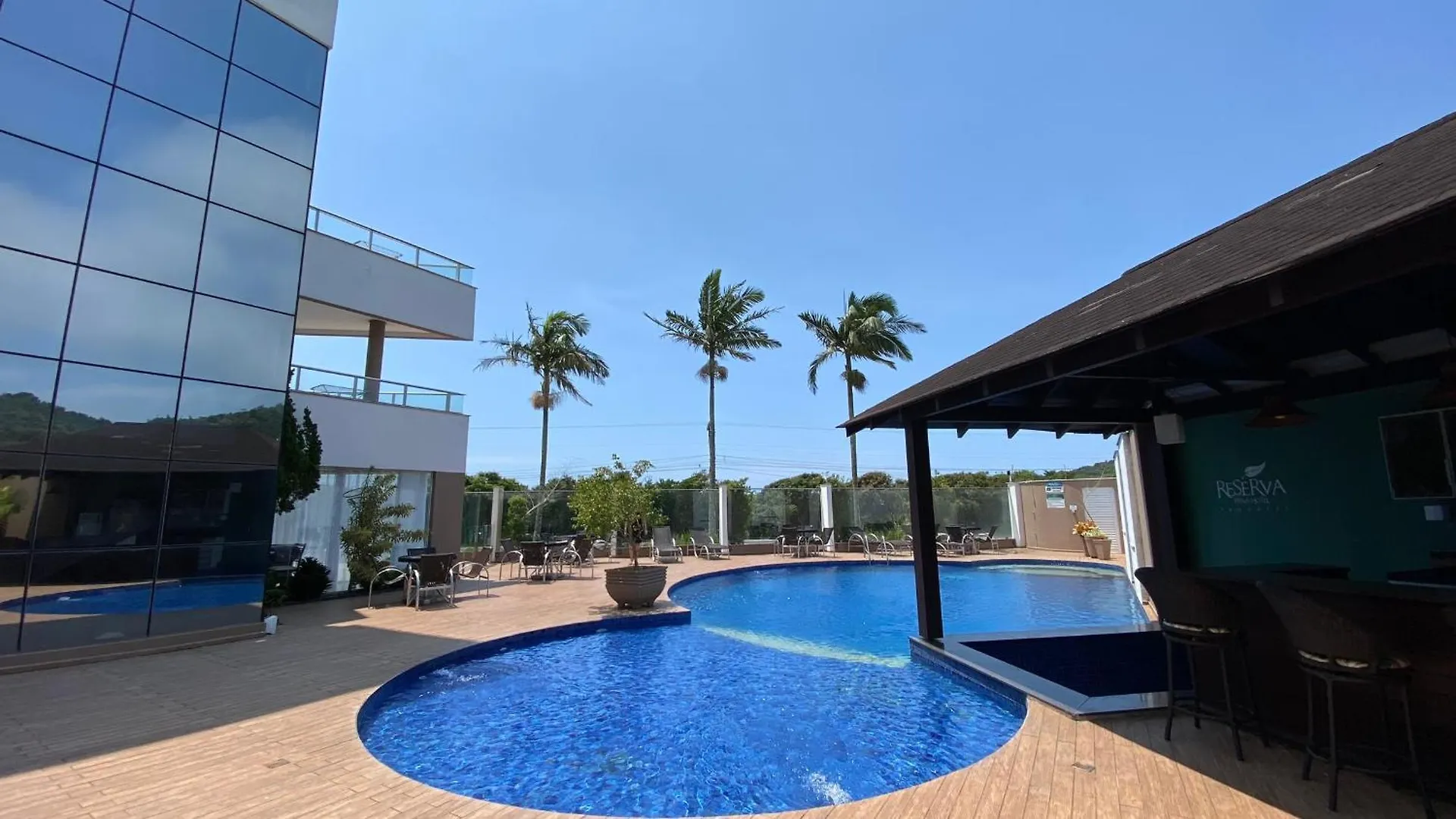 فندق ريسيرفا برايا Balneário Camboriú 4*,