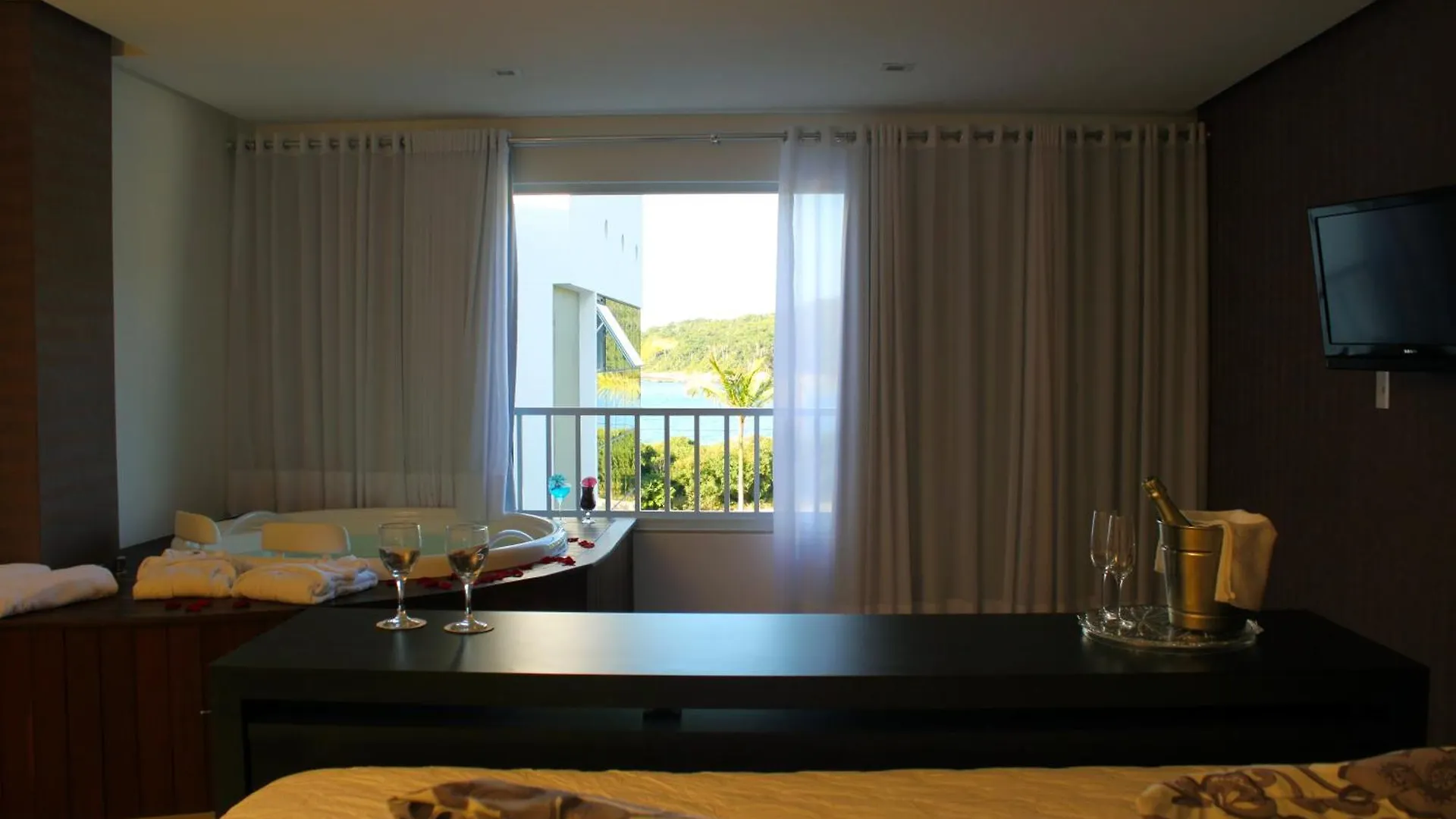 فندق ريسيرفا برايا Balneário Camboriú 4*,